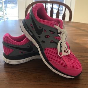 Girls Nike Shoes